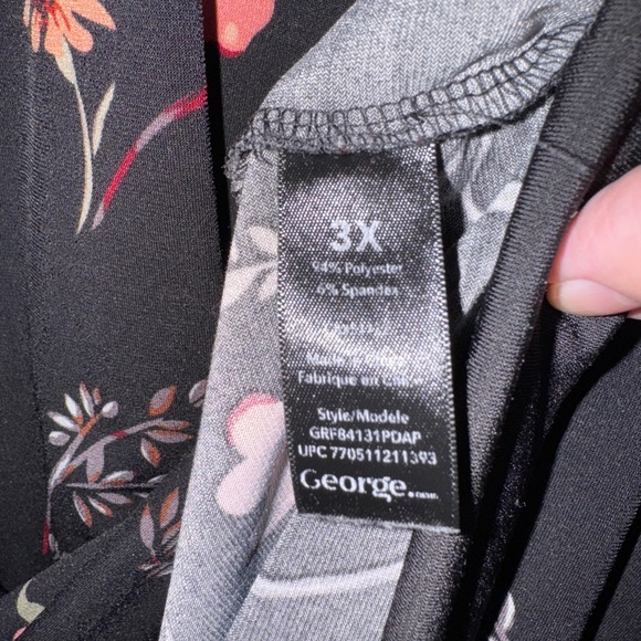 Georges Floral Tunic - Picture 4 of 6